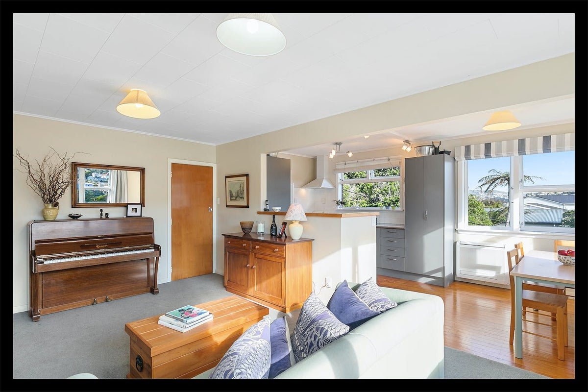 2/27 Abbott Street, Ngaio, Wellington - Carousel 2
