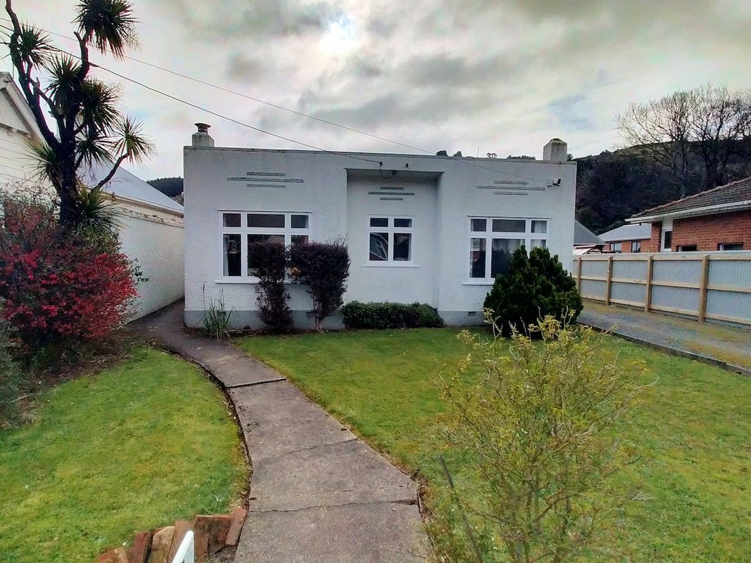 403 North Road, North East Valley, Dunedin - Carousel 1