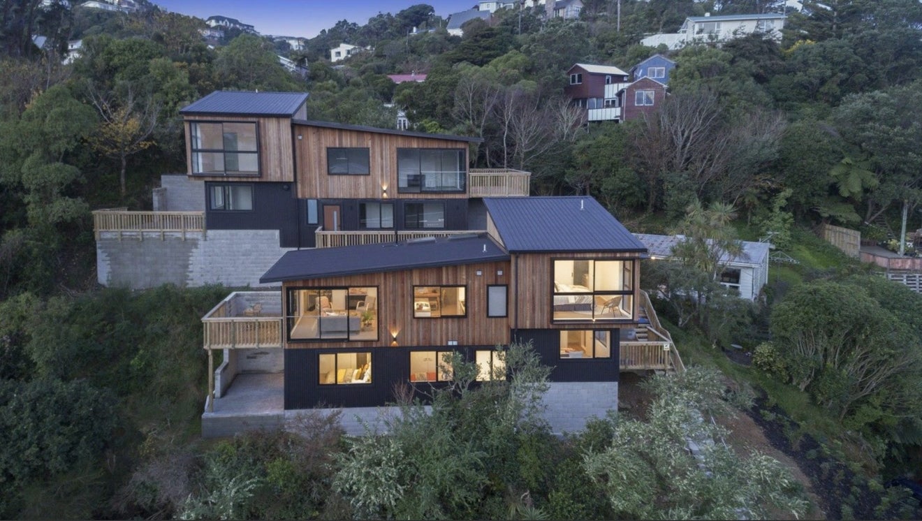 36 Delhi Cres, Khandallah , Wellington - Carousel 1