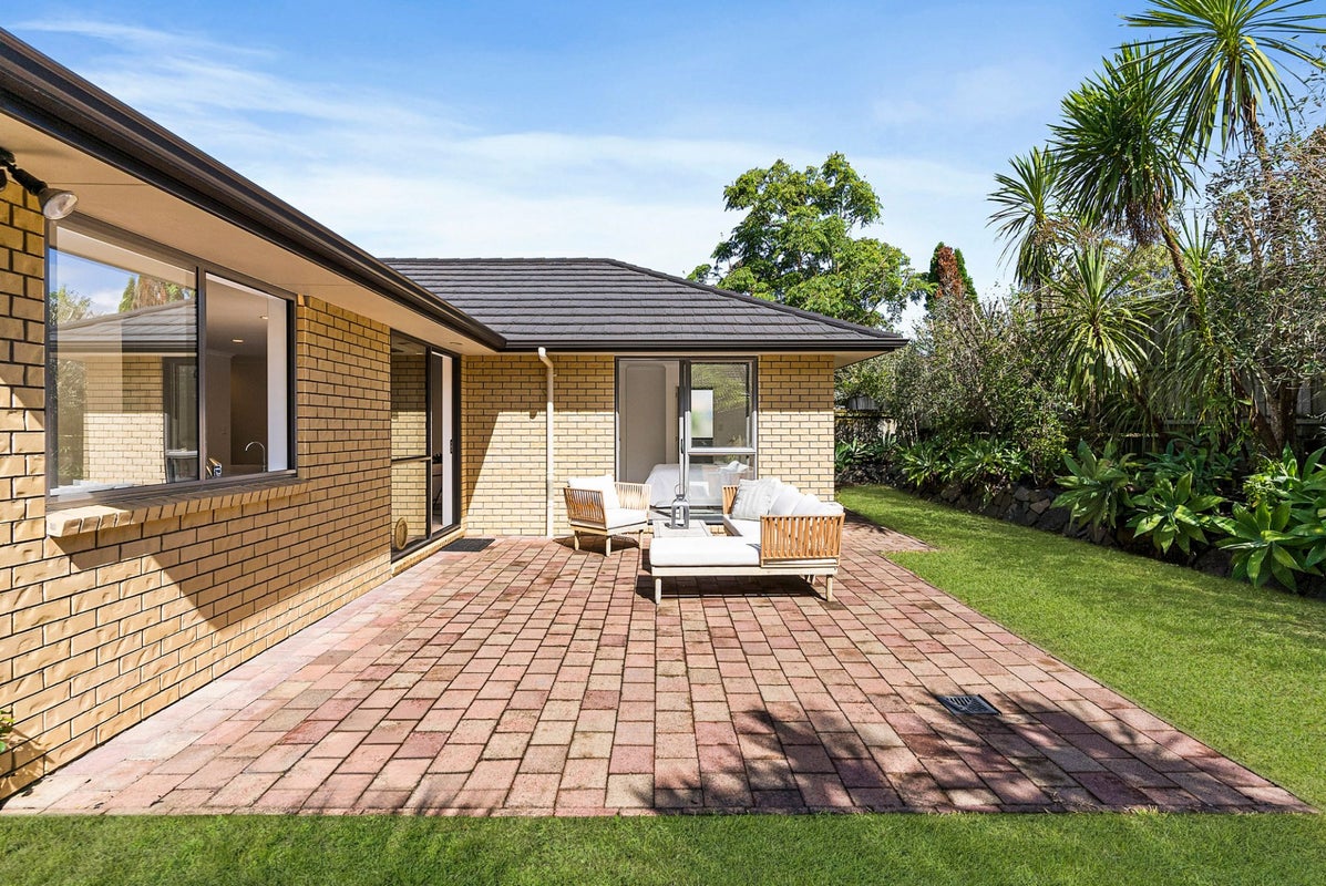 6 George Deane Place, Greenhithe, Auckland - Carousel 2