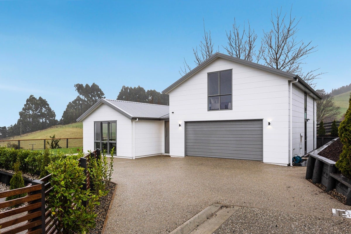 7 Ella Lane, Green Island, Dunedin - Carousel 39