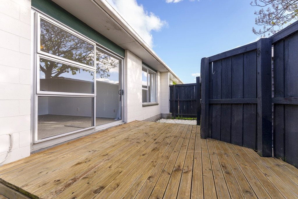 2/145B Clarence Street, Riccarton, Christchurch City, Canterbury - Carousel 1