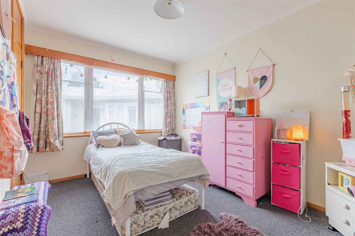 10 Lancaster Street, Highbury, Palmerston North - Carousel 4