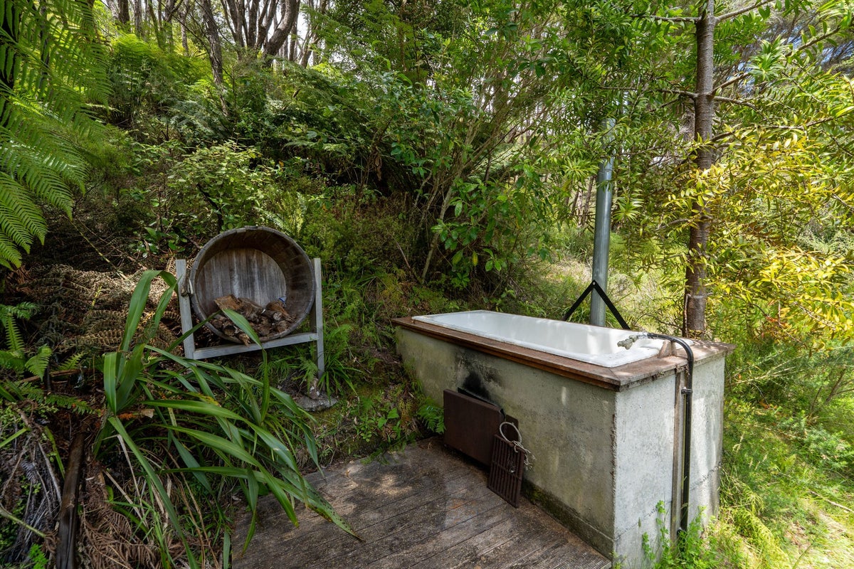 28 Rata Street, Duncan Bay, Marlborough Sounds - Carousel 22