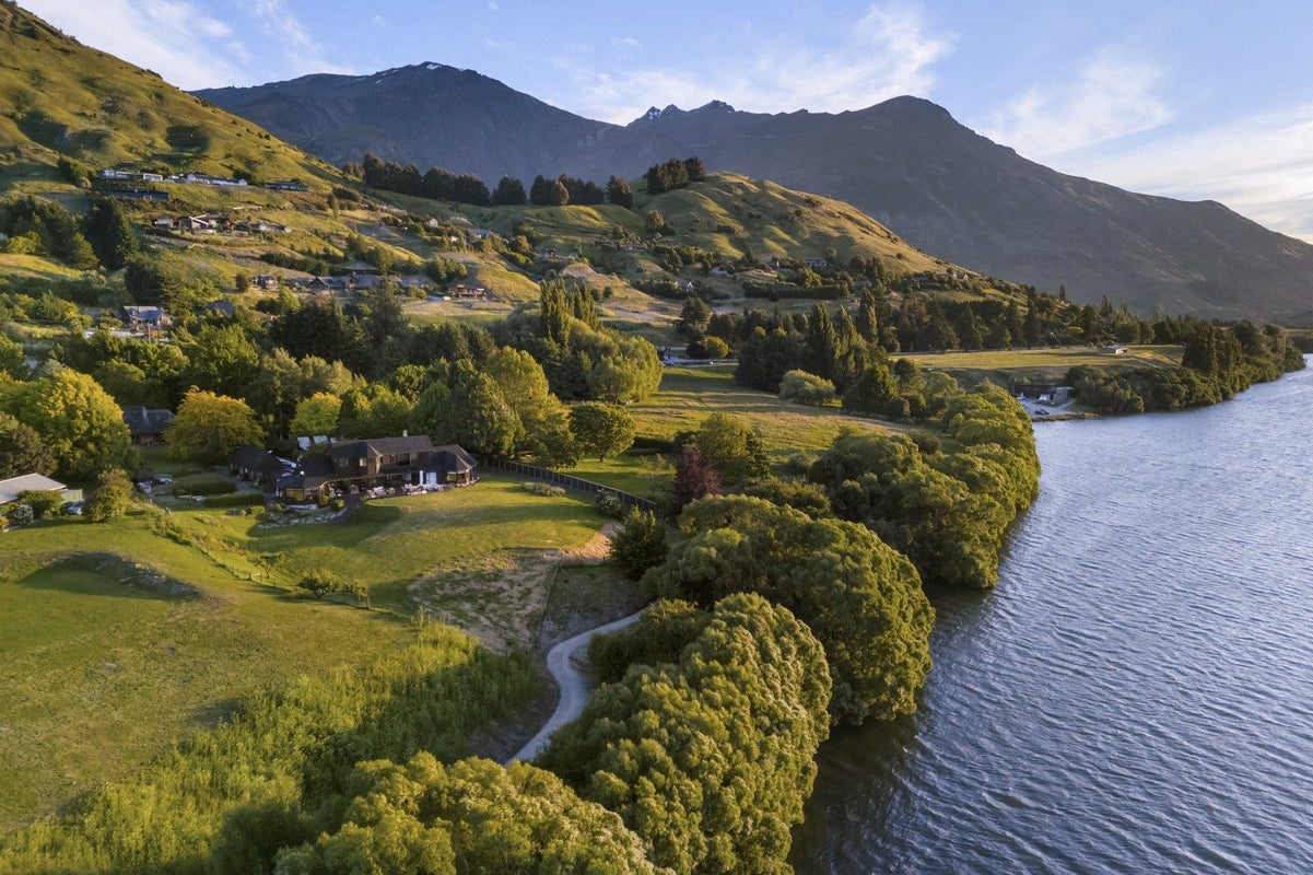 9 Arrowtown-Lake Hayes Road, Lake Hayes, Queenstown - Carousel 2