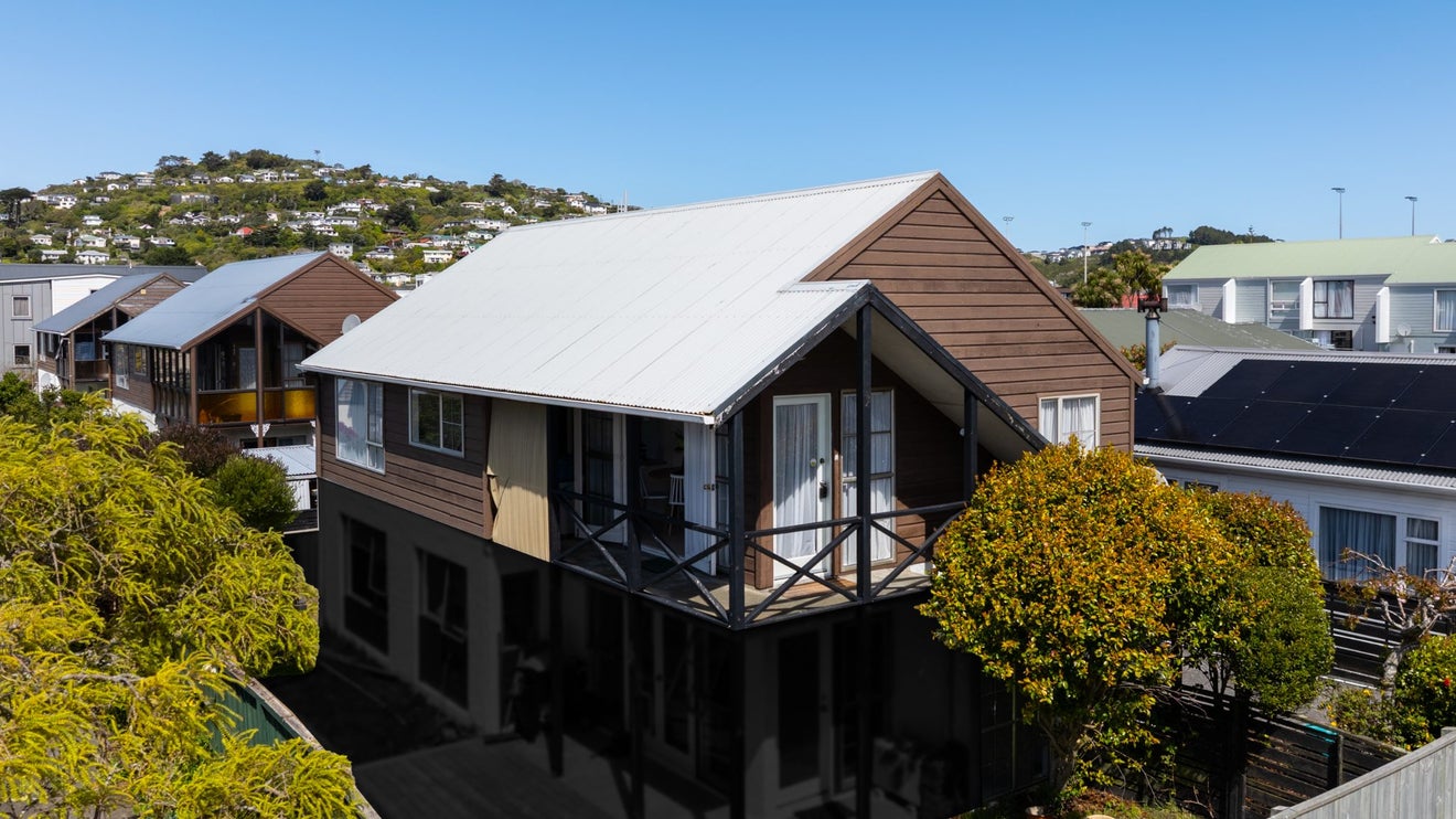 4B Earp Street, Johnsonville, Wellington - Carousel 2
