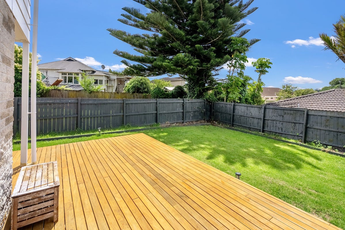 3/43 Rimu Street, New Lynn, Auckland - Carousel 2