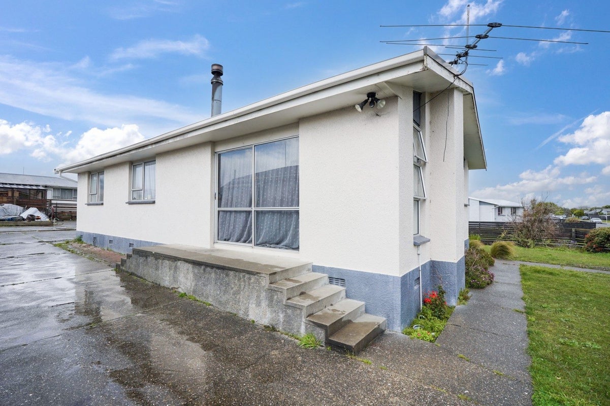 2 Burns Street, Kew, Invercargill, Southland - Carousel 2