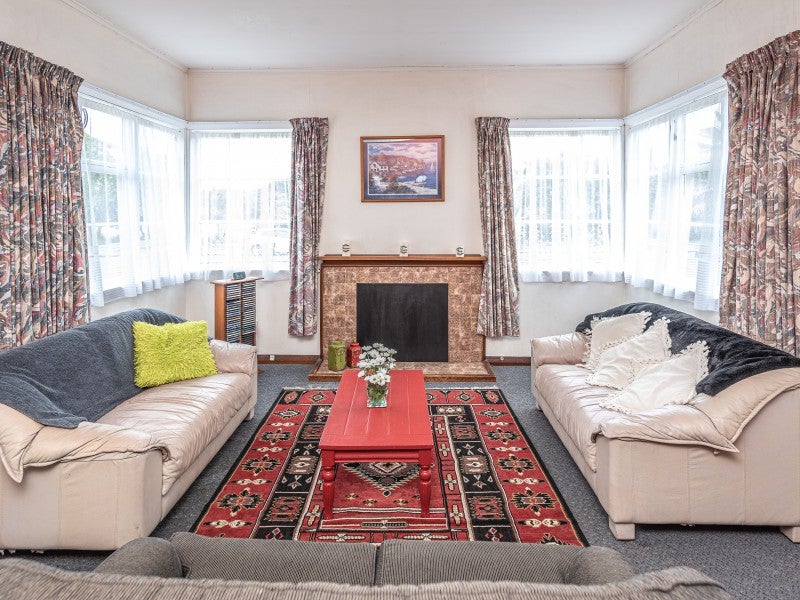18 Broughton Street, Whanganui East, Whanganui - Carousel 2