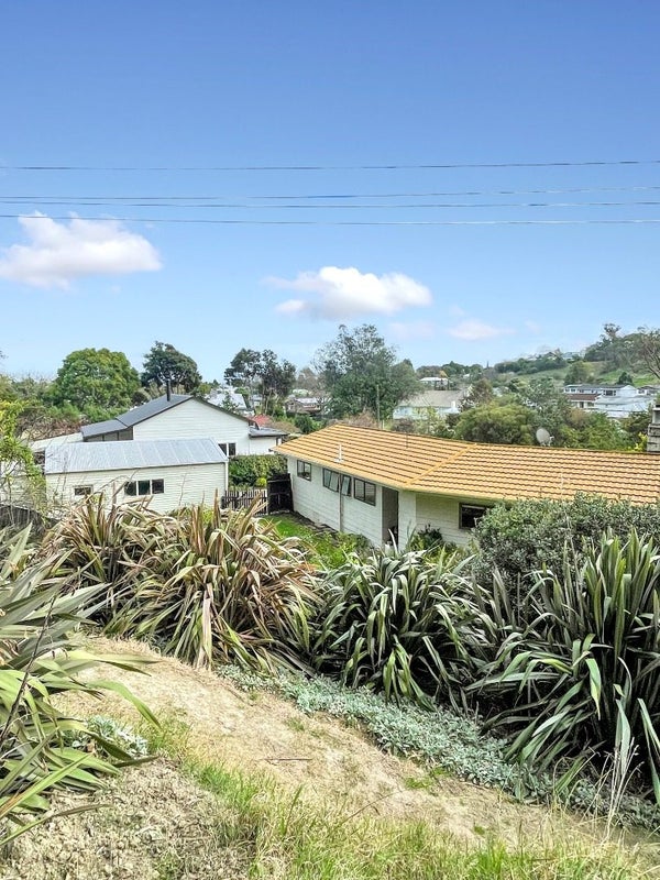 183 Fox Street, Whataupoko, Gisborne - Carousel 1