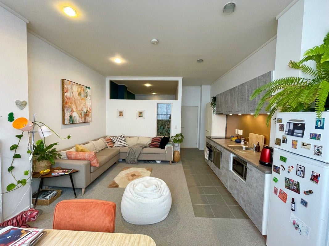21/3 Edward Street, Te Aro, Wellington - Carousel 2