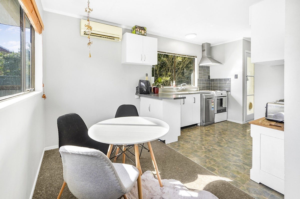 297B Ohaupo Road, Glenview, Hamilton - Carousel 1