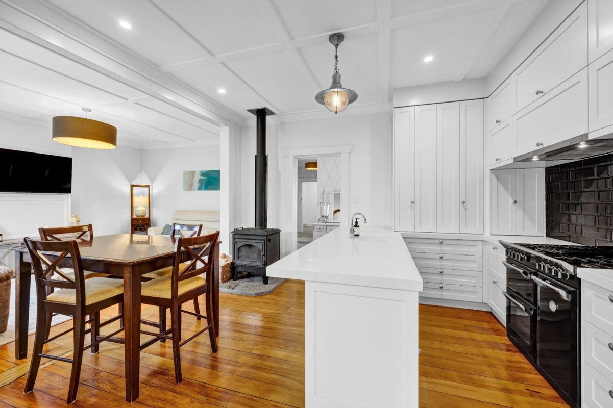 1 Bell Street, Welbourn, New Plymouth - Carousel 2