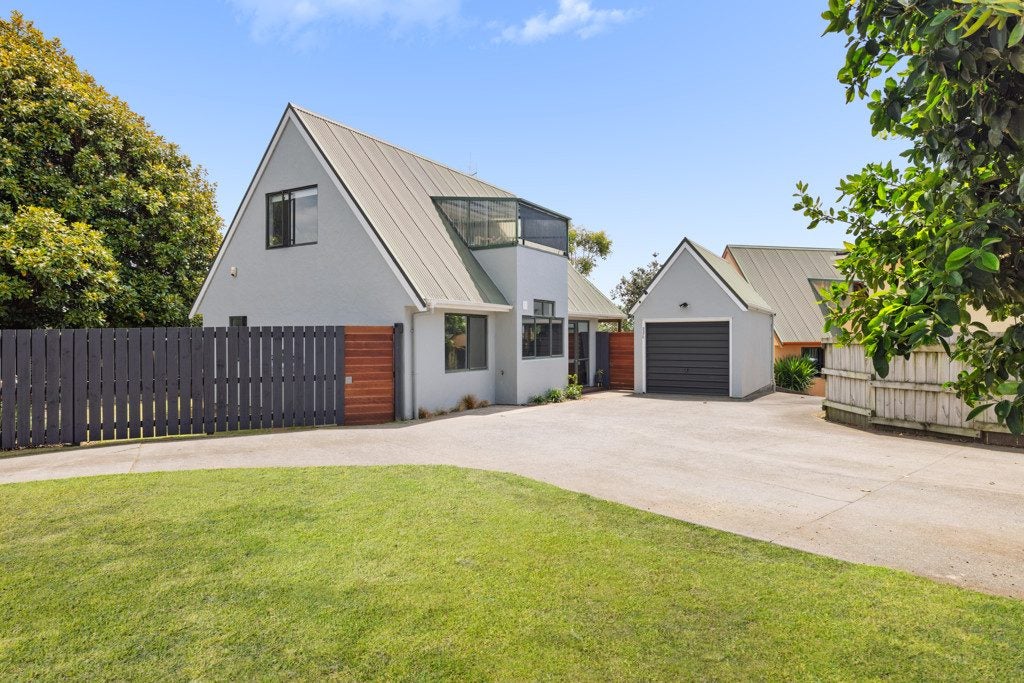 337C Waihi Road, Judea, Tauranga - Carousel 1