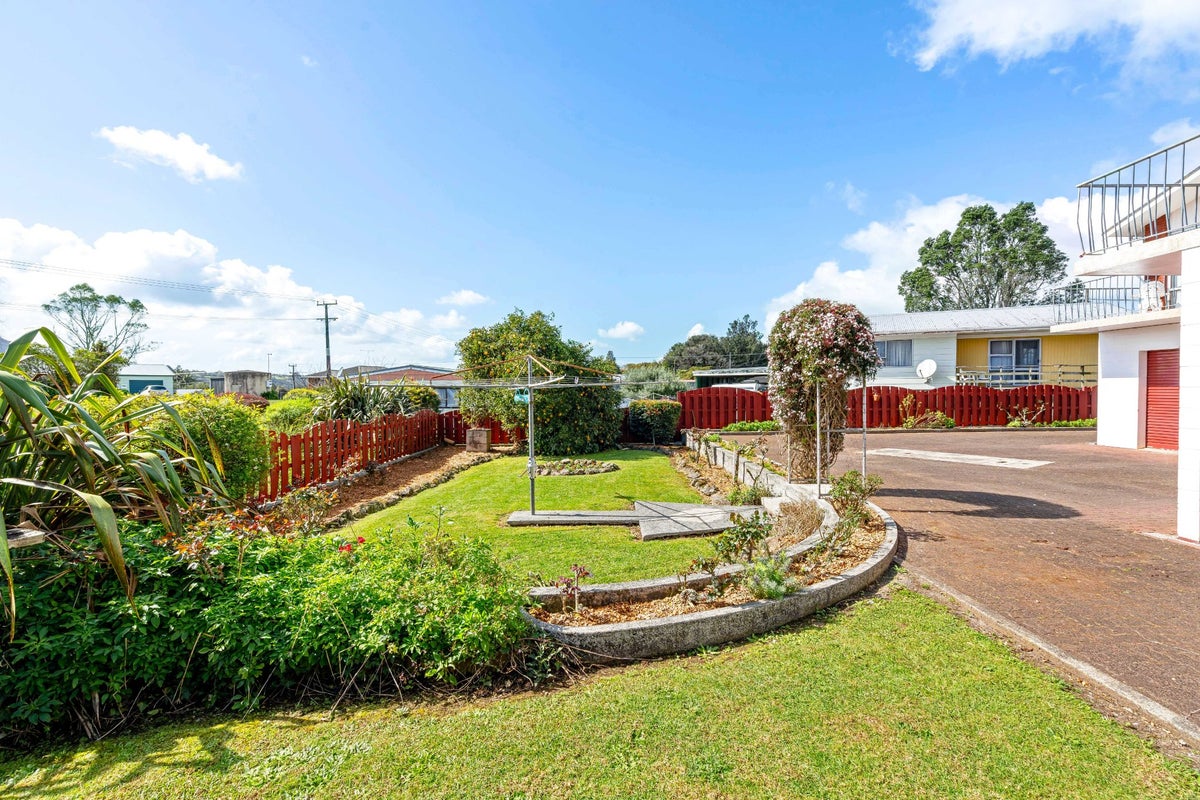 8 Beverley Crescent, Maungatapere, Whangarei - Carousel 21