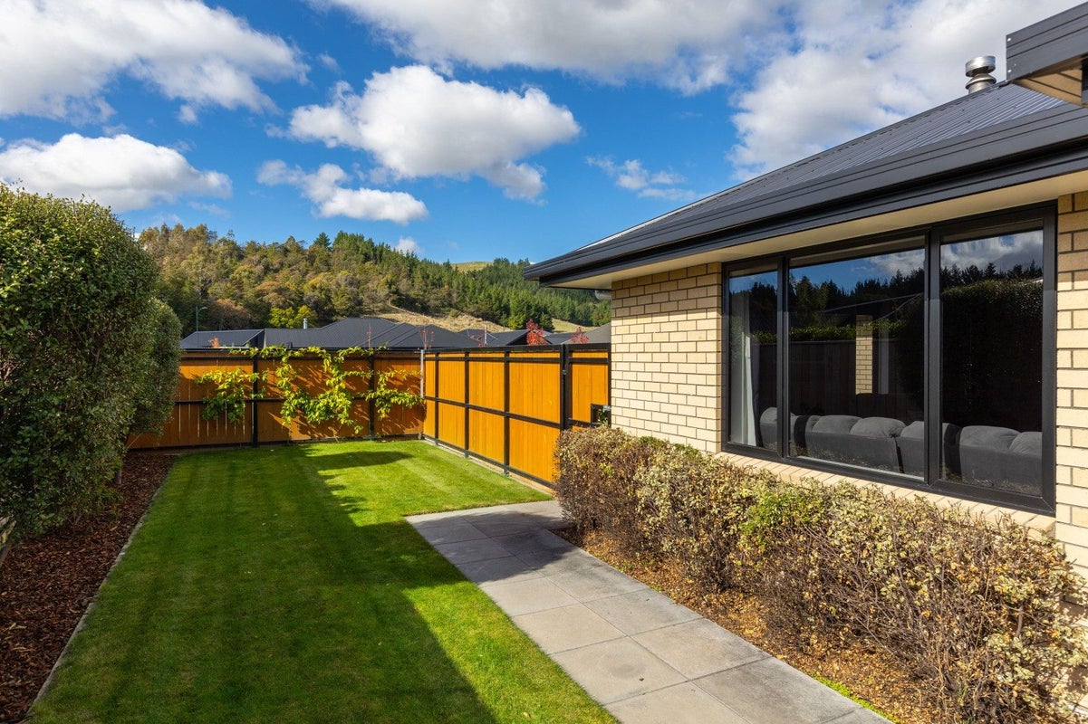 16 Grigg Drive, Witherlea, Blenheim - Carousel 1