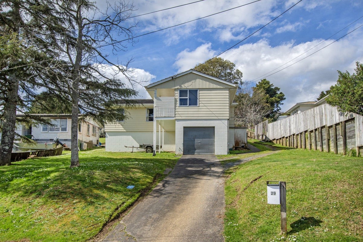 29 Charles Street, Kamo, Whangarei - Carousel 1