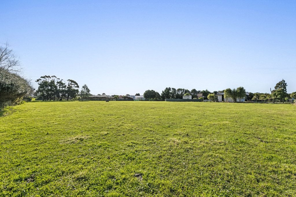 81 Airport Drive, New Plymouth Airport, New Plymouth - Carousel 28