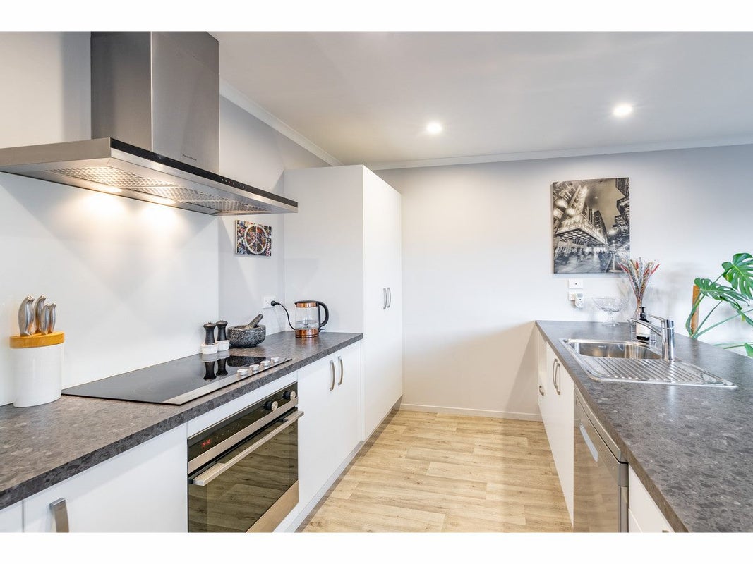 16 George West Square, Wigram, Christchurch - Carousel 2