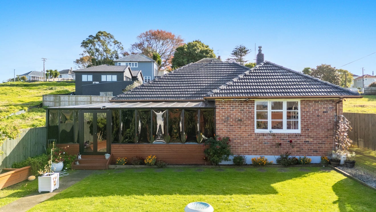 45 Tunis Road, Panmure, Auckland - Carousel 2