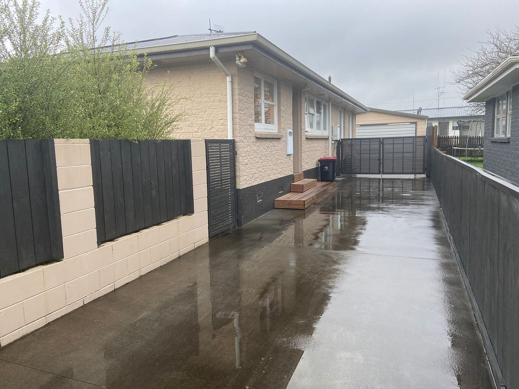 25 Tyrone Street, Greerton, Tauranga - Carousel 1