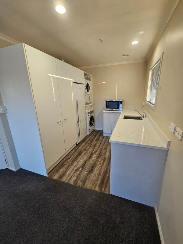 2/22 Ribbonwood Crescent, Goodwood Heights, Auckland - Carousel 2