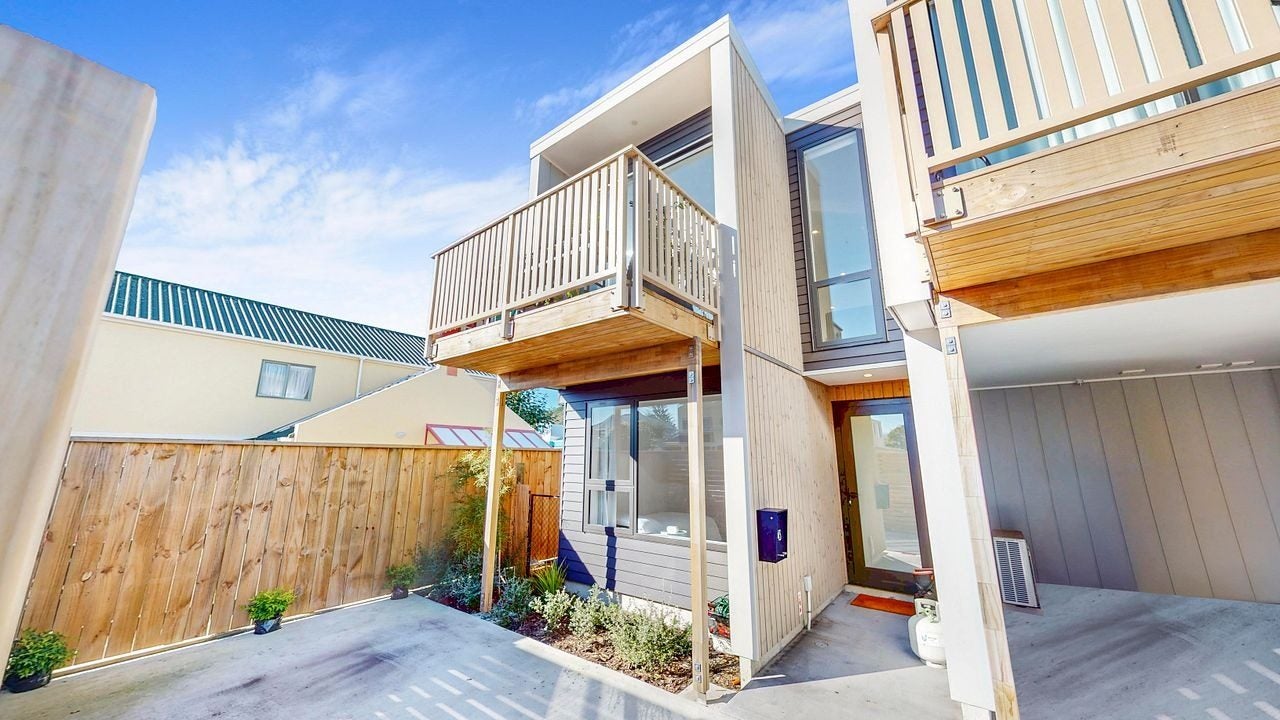 43 Houhere Street, Paraparaumu, Paraparaumu - Carousel 1