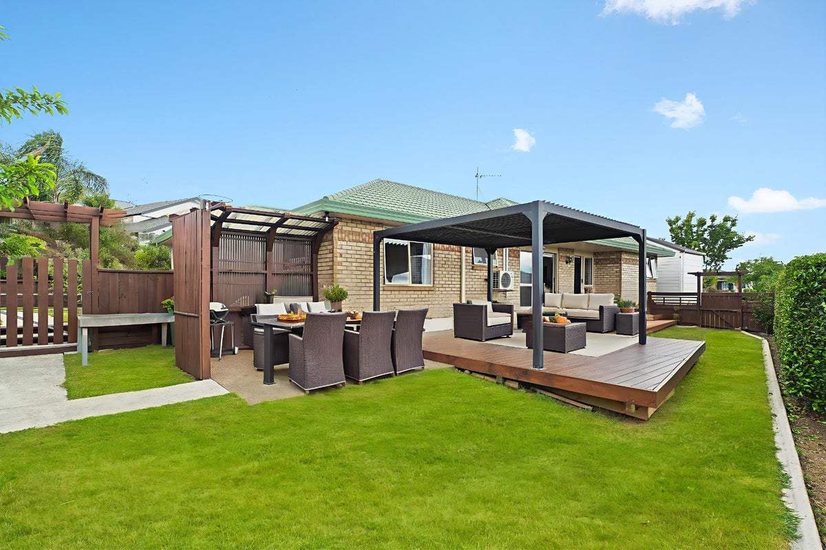 15 Highbury Place, Nawton, Hamilton - Carousel 1