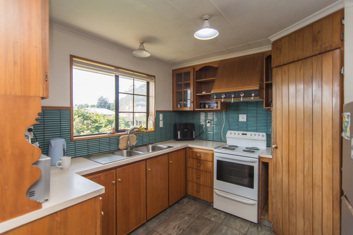 11 Princes Street, Parkside, Timaru - Carousel 2