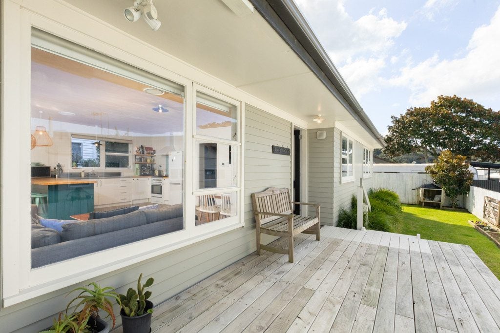 34 Ocean View Road, Waihi Beach, Waihi Beach - Carousel 2