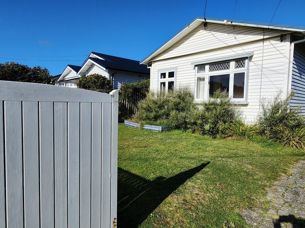 44 Heretaunga Street, Petone, Lower Hutt - Carousel 32