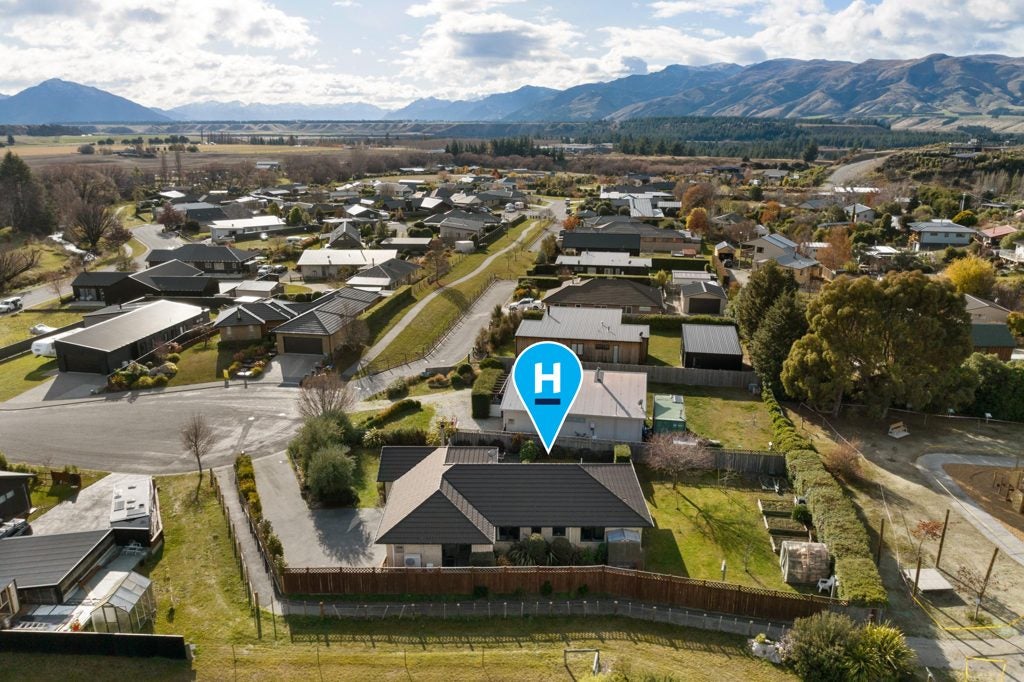2 Alice Burn Drive, Cromwell - Carousel 2