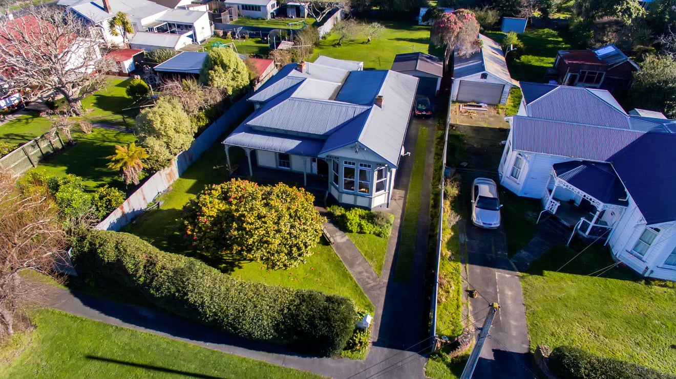 5 Field Street, Aramoho, Whanganui - Carousel 20