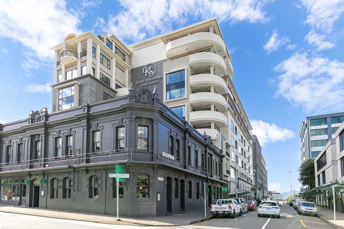 3G/42 Molesworth Street, Thorndon, Wellington - Carousel 1