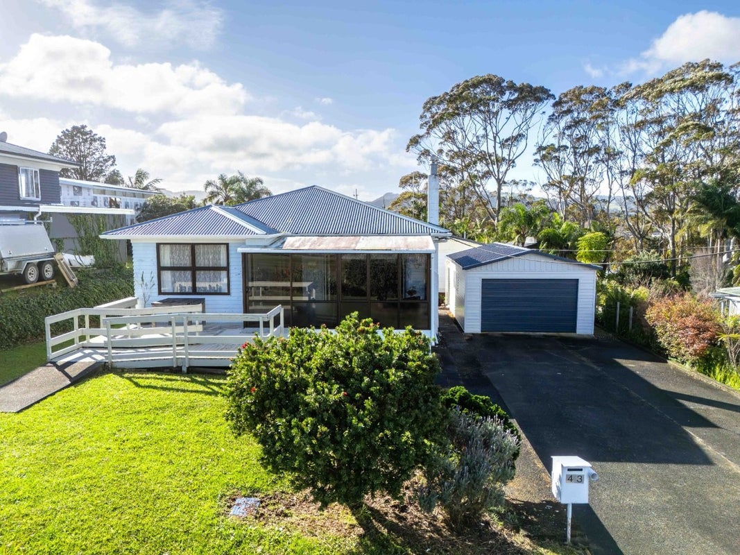 43 Pah Road, Onerahi, Whangarei - Carousel 1