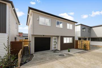 126F Hutchinson Avenue, New Lynn, Auckland - Carousel 13