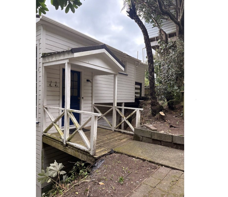 6 Margaret Street, Wadestown, Wellington - Carousel 2