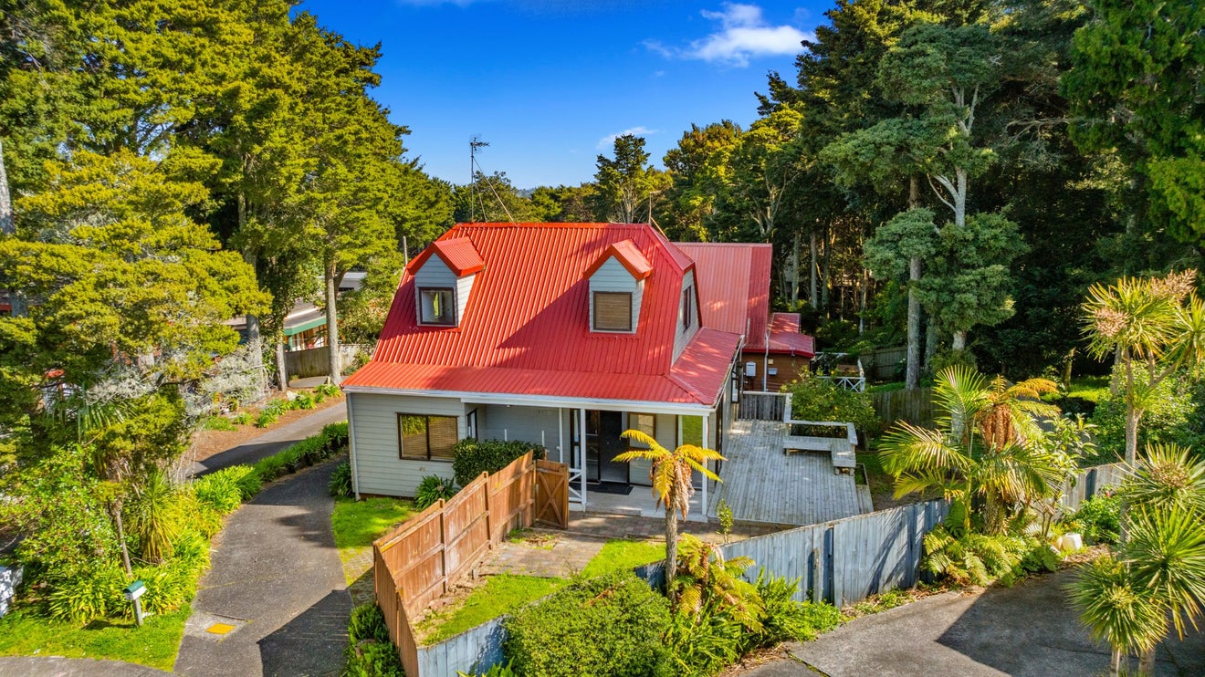 23A Nyssa Place, Totara Heights, Auckland - Carousel 1