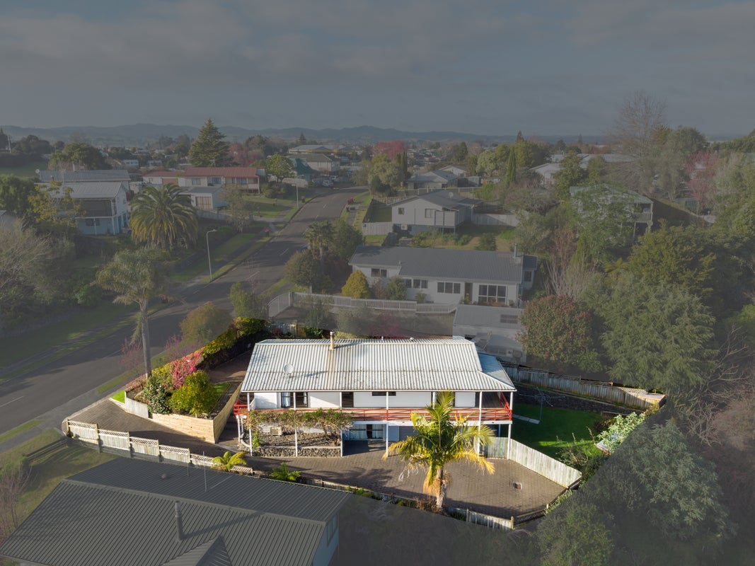 27 Tom Muir Drive, Gate Pa, Tauranga - Carousel 2