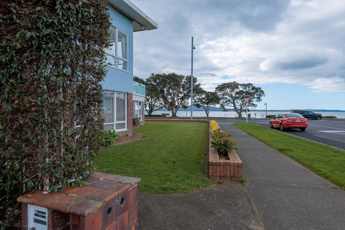 2/265 Tamaki Drive, Kohimarama, Auckland - Carousel 1