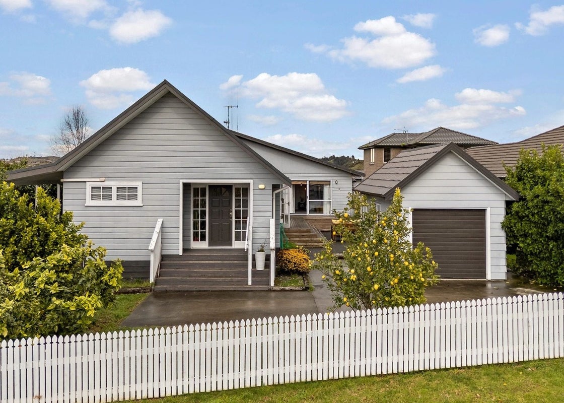 79 Helenslee Road, Pokeno - Carousel 1