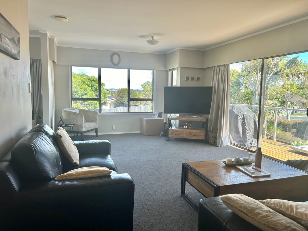 22 Murvale Drive, Bucklands Beach, Auckland - Carousel 2