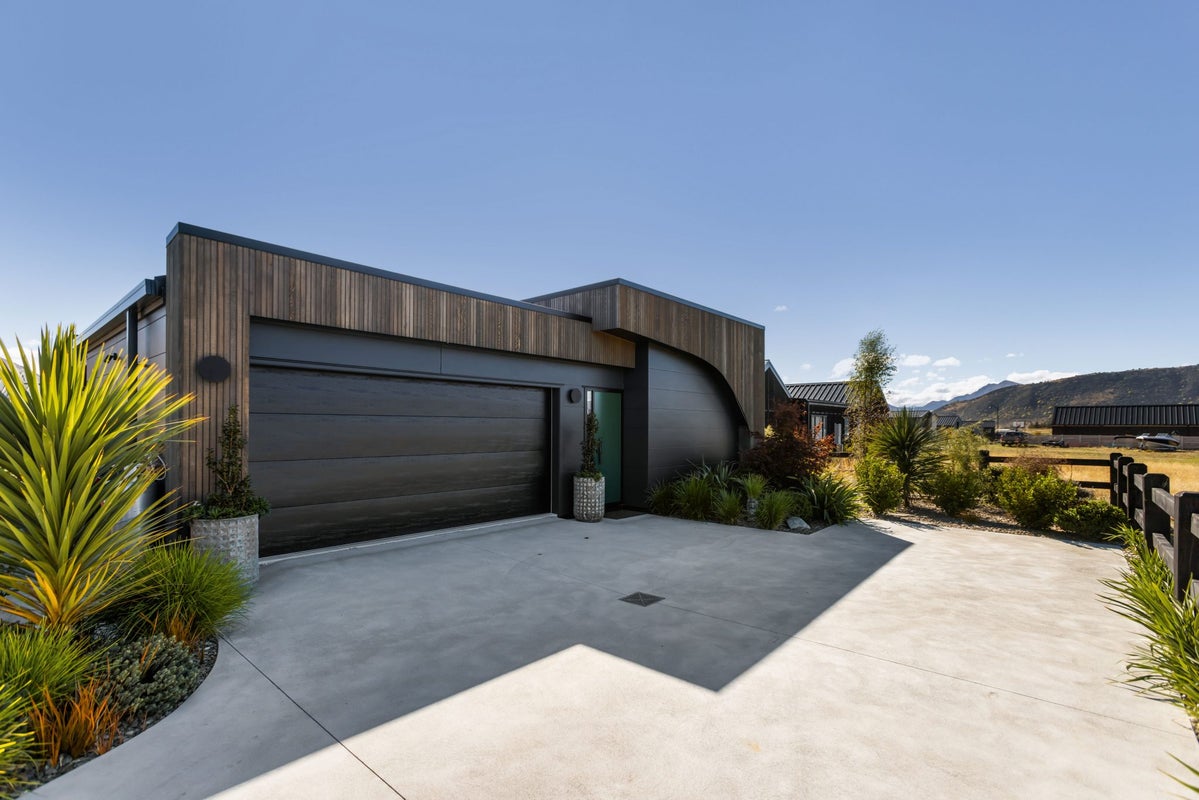 21A Deans Drive, Wanaka - Carousel 2