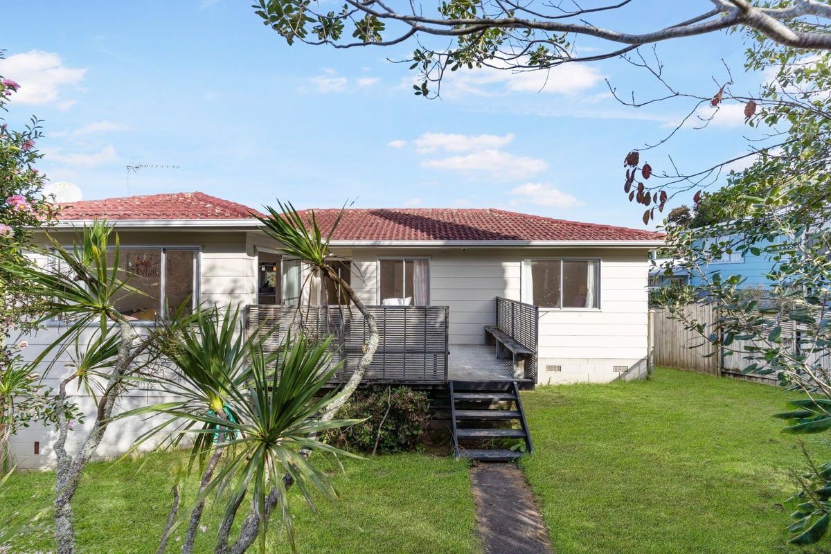 28 Stredwick Drive, Torbay, Auckland - Carousel 1