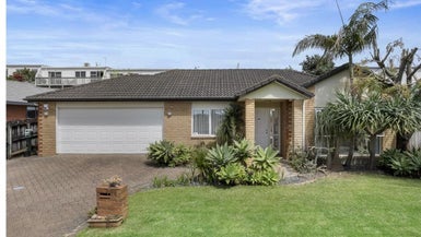 14 Annamoe Place, East Tamaki, Auckland - Carousel 1