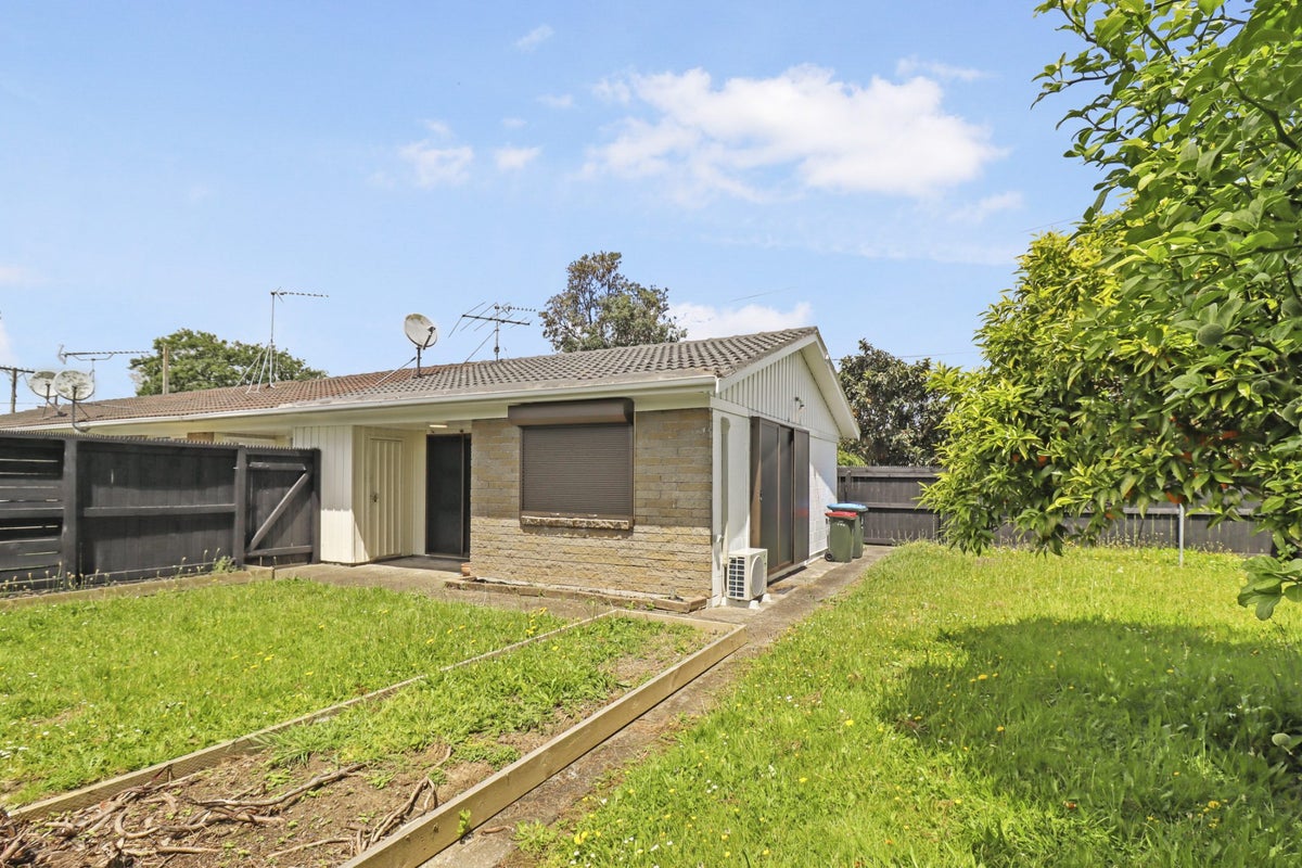 4/248 Princes Street East, Otahuhu, Auckland - Carousel 2