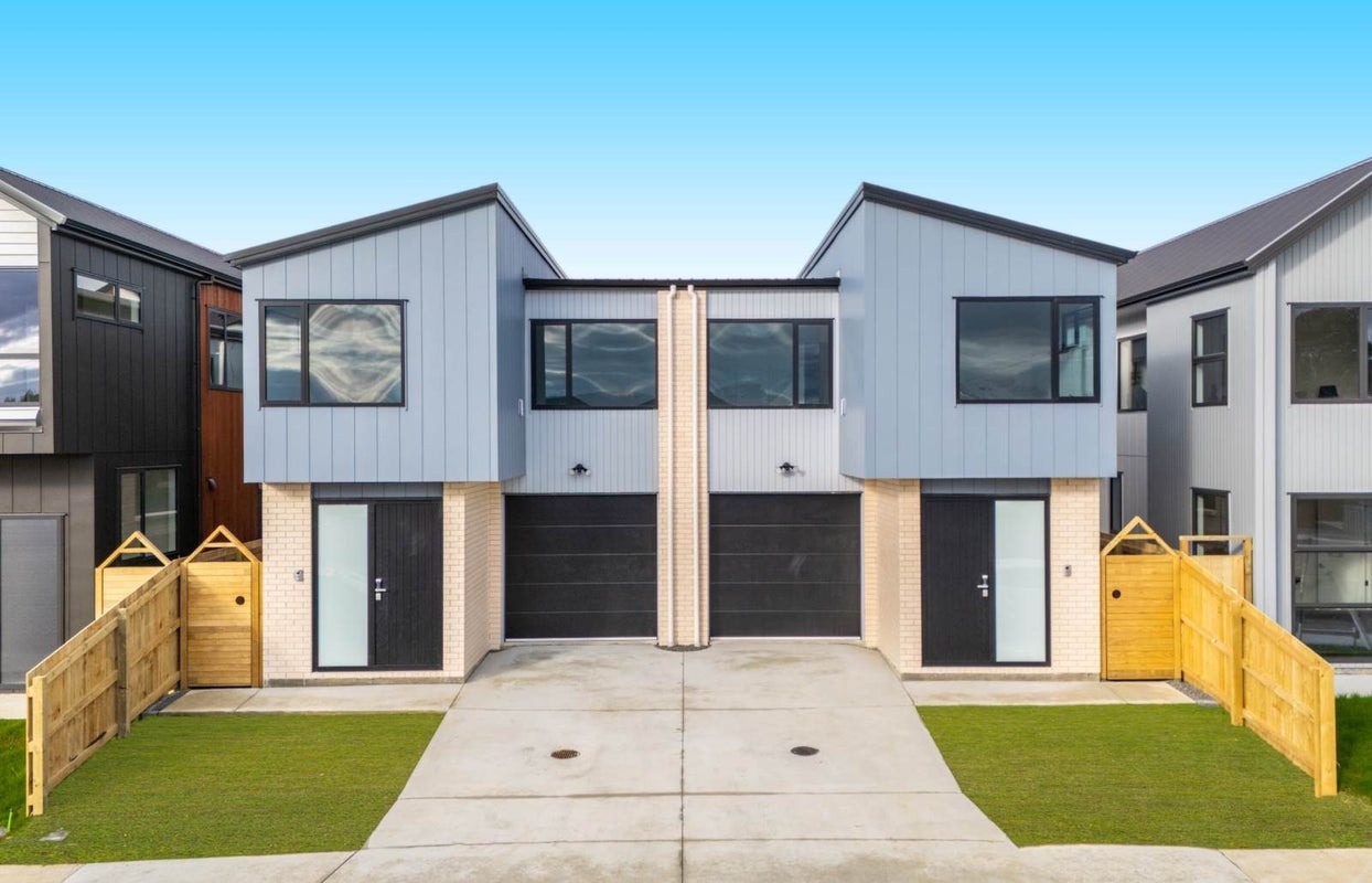 26B Hearth Street, Flat Bush, Manukau City, Auckland - Carousel 1