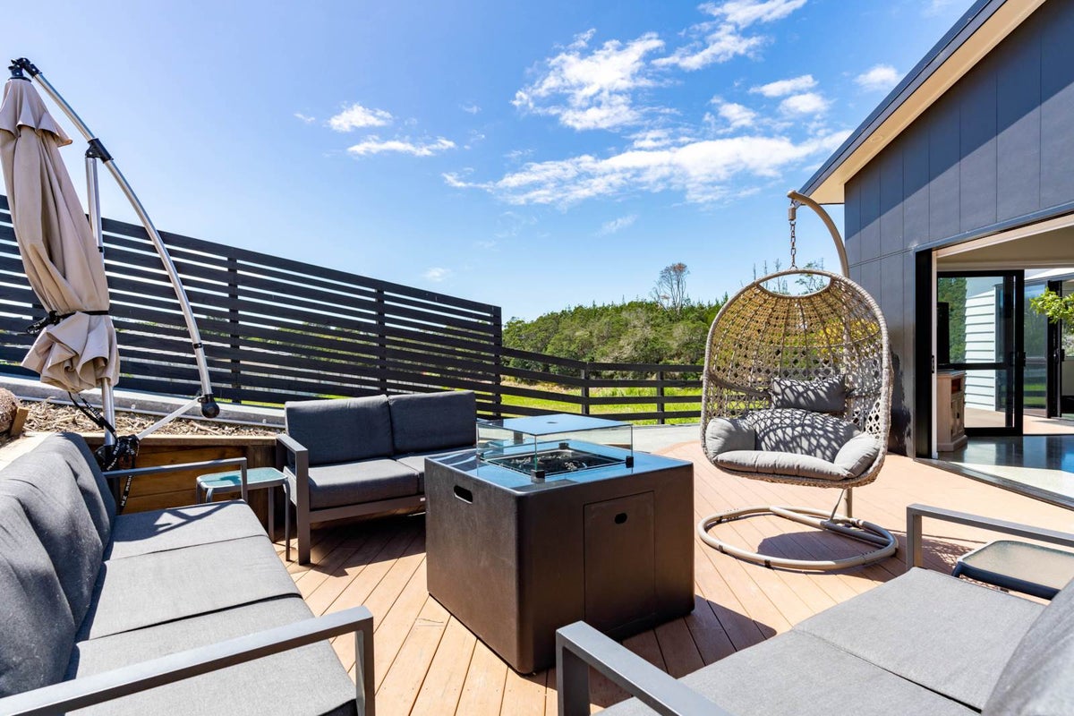 93 Moir Point Road, Mangawhai Heads, Mangawhai - Carousel 2