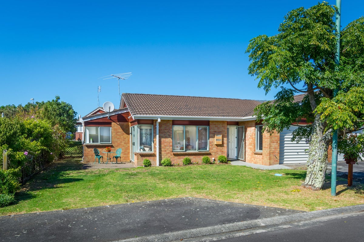 19 The Grove, Red Beach, Whangaparaoa - Carousel 2