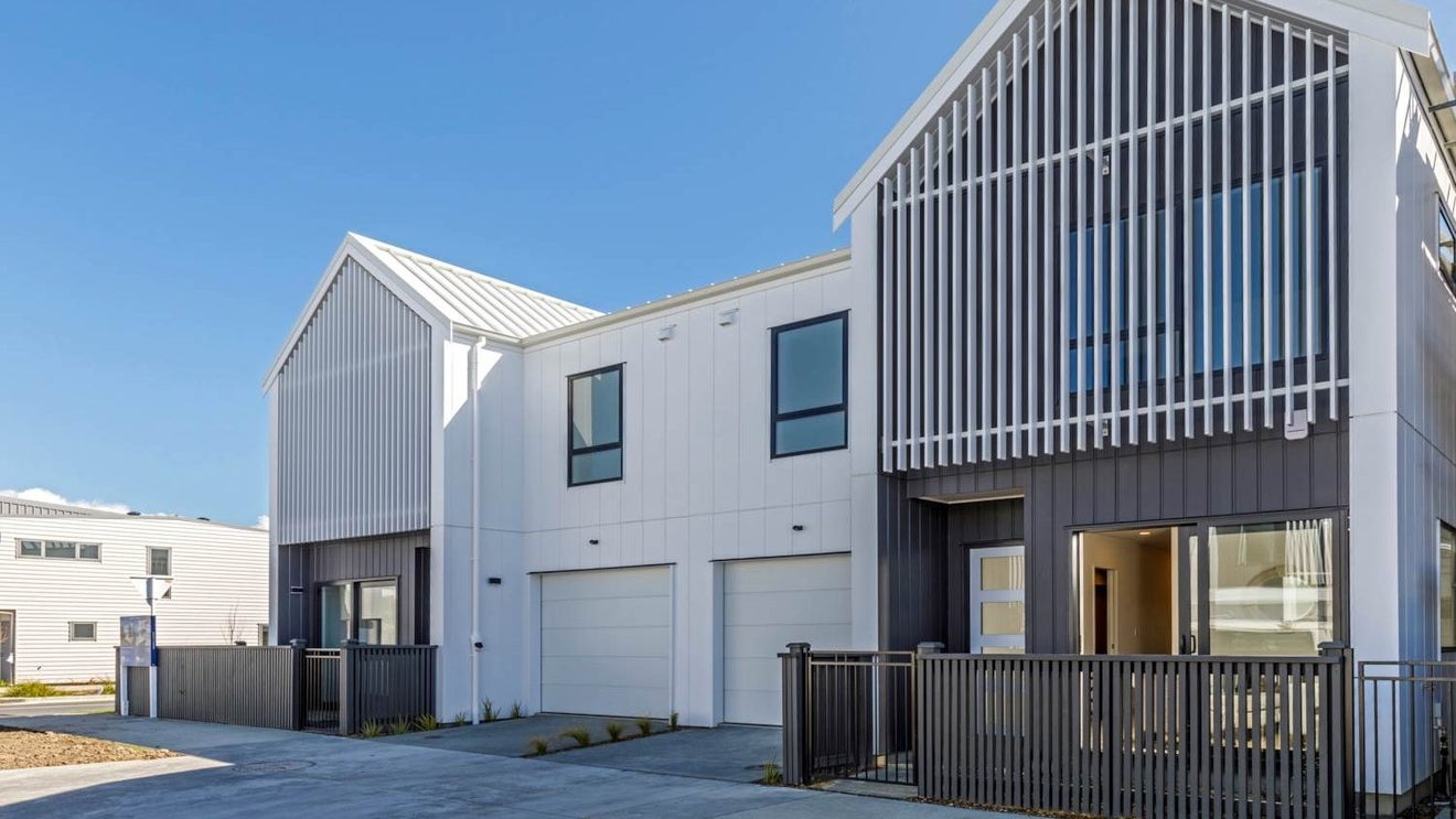 11 Green Bamboo Road, Hobsonville, Auckland - Carousel 1